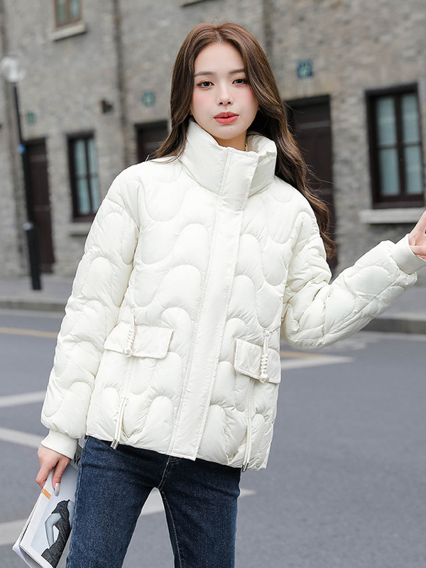 Ново 2023 г. Късо палто с яка и дебело топло зимно яке Дамски дрехи Ежедневно свободно връхно облекло Дамски плътни парки