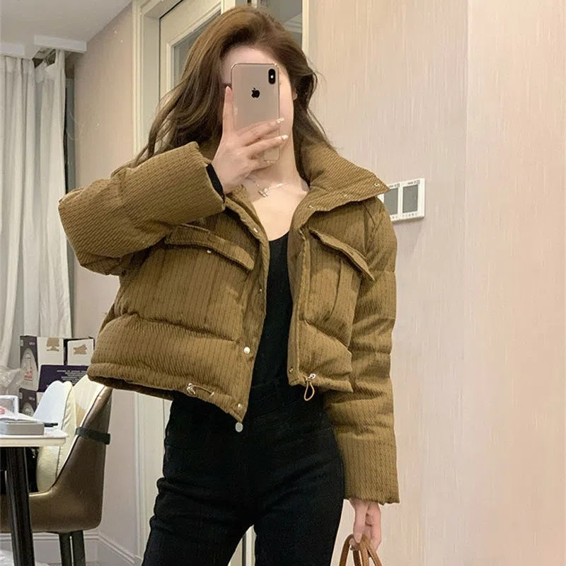 Modna kratka podstavljena jakna Ženska zima 2022. Novi korejski pamučni kaput s jednim kopčanjem dugih rukava Ženska gornja odjeća