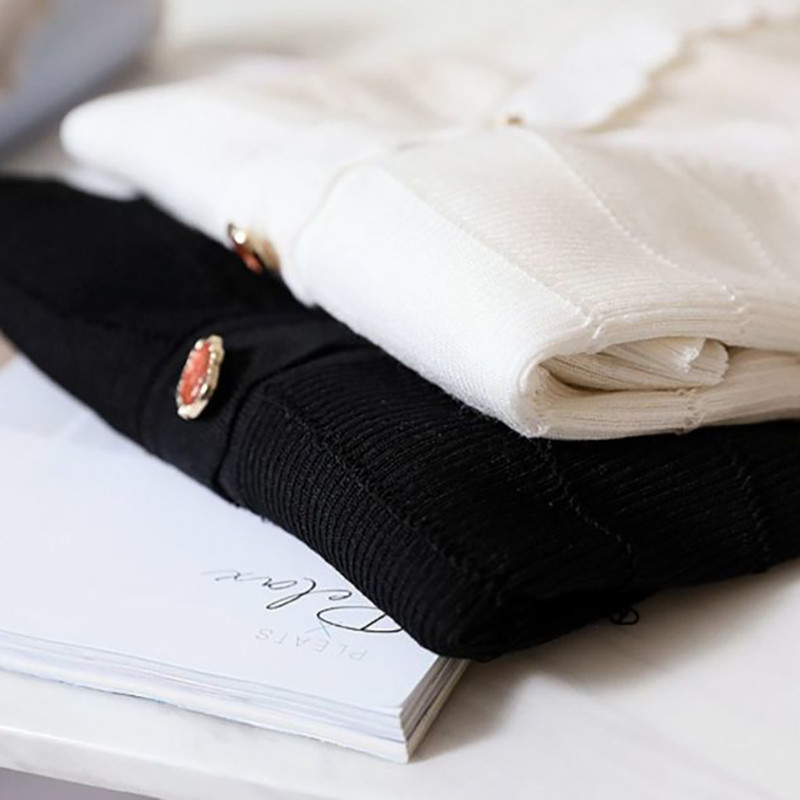 Ljetni korejski modni pleteni kardigan od tanke ledene svile Ženski dio s valovitim rubovima Skraćena pletena majica s V-izrezom, uska jednoredno kopčanje