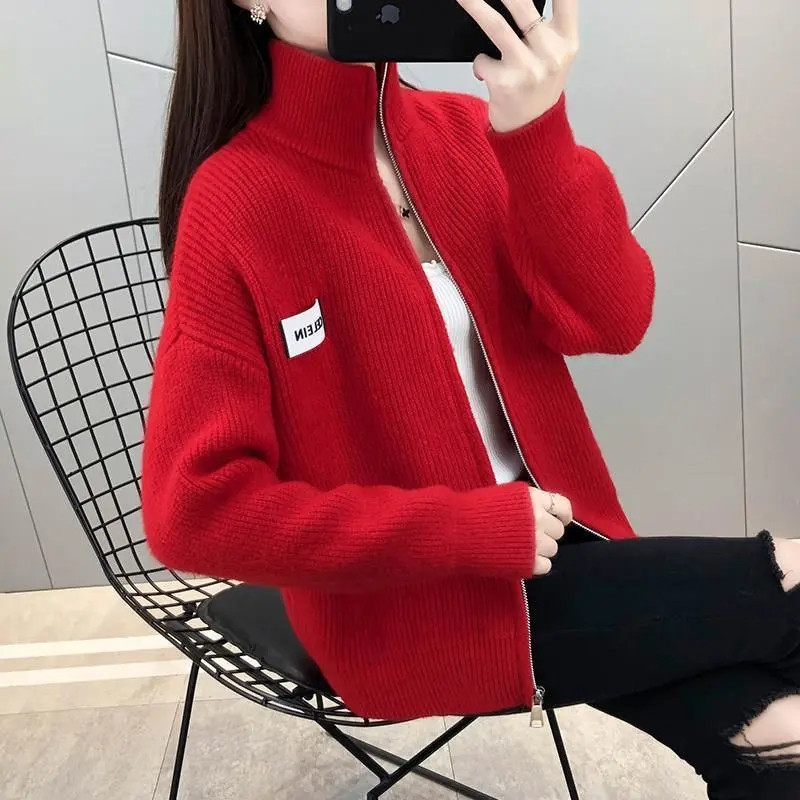 Proljeće jesen Ležerna pletena kratka jakna s patentnim zatvaračem s visokim ovratnikom Ženska modna mekana pulover dugih rukava Divlji kardigan Top pletivo