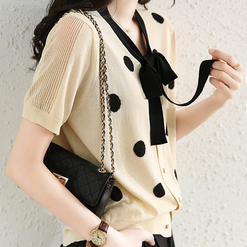 Ljetni ženski korejski modni kardigan s točkicama kratkih rukava i mašnom s V-izrezom Ice svileni tanki pleteni pulover Elegantna retro ženska majica