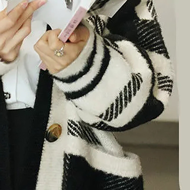 Harajuku Μαύρο Λευκό Καρό Πουλόβερ Ζακέτα Κορεάτικη Μόδα Χαλαρή λαιμόκοψη V Βιζόν Βελούδινο Μπουφάν μεγάλου μεγέθους Φθινοπωρινό Χειμερινό πλεκτό Μπλουζάκι
