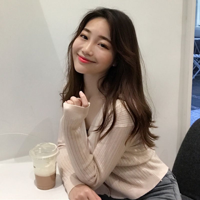 Novi visokokvalitetni ženski široki kaput s V-izrezom, majice dugih rukava Preveliki pleteni kratki džemper s gumbima Mekani jednobojni skraćeni kardigan