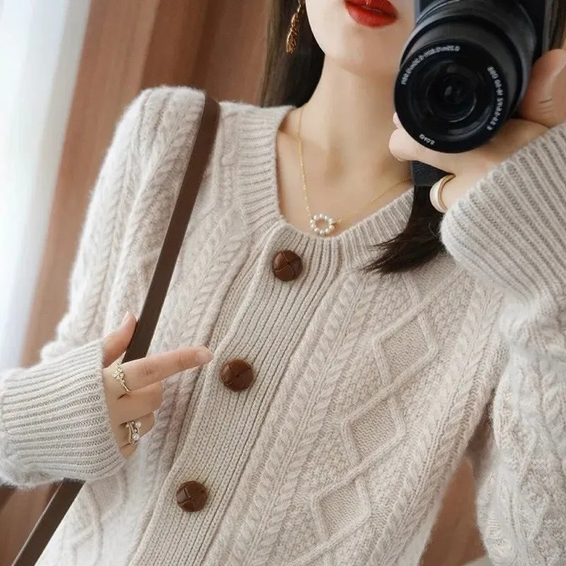 Novi korejski pleteni džemper kardigan za jesen 2022. Ženski jednoprsni džemper dugih rukava Ženski topli opušteni pleteni džemper