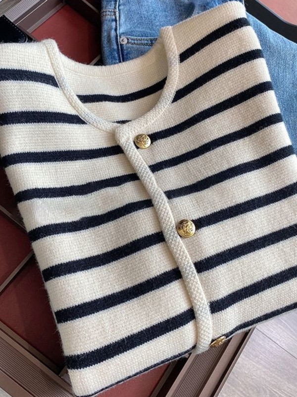 Ženska gornja odjeća Korejski modni džemper Kardigan Pleteni džemper na pruge Ženski zimski kardigan za žene dugih rukava Ženski