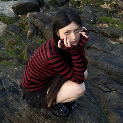 Crveni prugasti puloveri Gotička Y2k odjeća Emo djevojke Asimetrični dugih rukava Harajuku Tanki Kawaii Retro Pull Femme Džemperi Chic