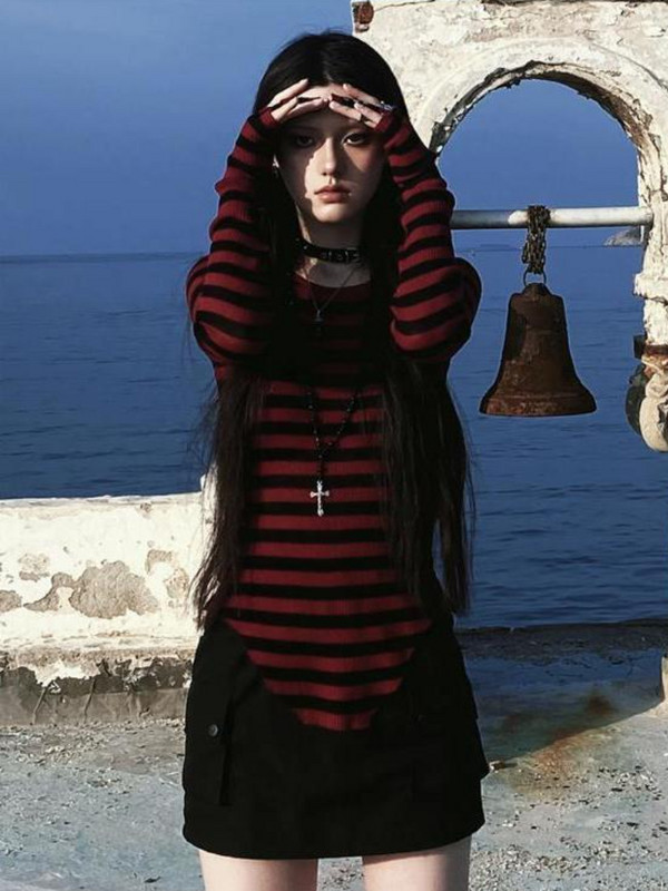 Crveni prugasti puloveri Gotička Y2k odjeća Emo djevojke Asimetrični dugih rukava Harajuku Tanki Kawaii Retro Pull Femme Džemperi Chic
