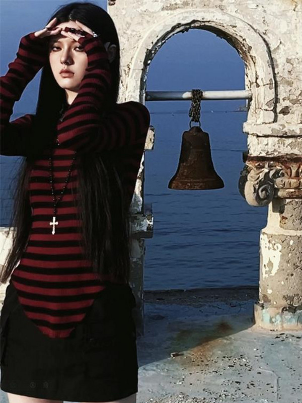 Crveni prugasti puloveri Gotička Y2k odjeća Emo djevojke Asimetrični dugih rukava Harajuku Tanki Kawaii Retro Pull Femme Džemperi Chic