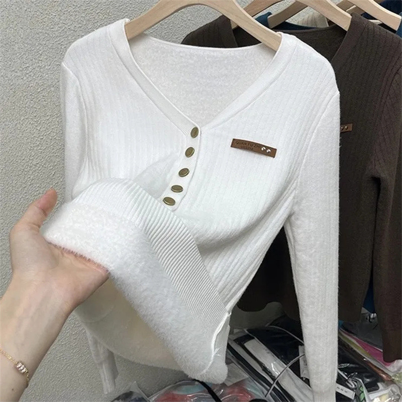Thicken Warm Plus baršunasti zimski pulover Ženski ležerni V-izrez s gumbima Dekorativni dizajn Osnovni jednobojni pulover s donjim dijelom