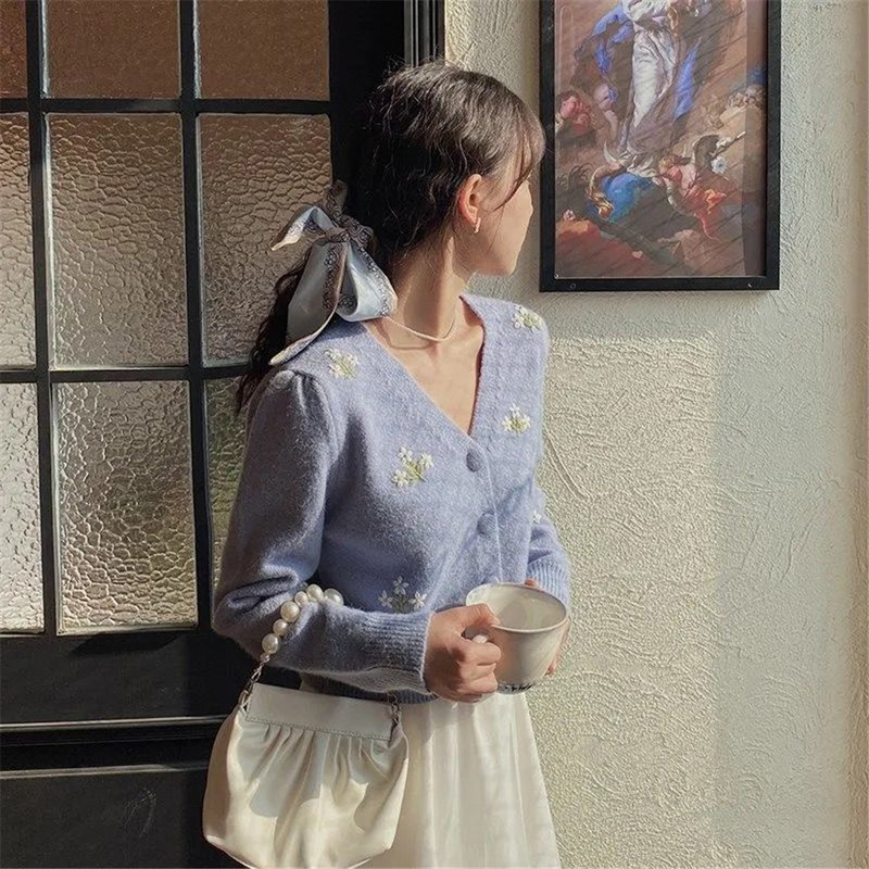 Modni džemperi Ženski kardigan s V-izrezom Raznoliko jednostavno žensko pletivo Vintage vez Slatki fakultet Preppy stil Proljeće