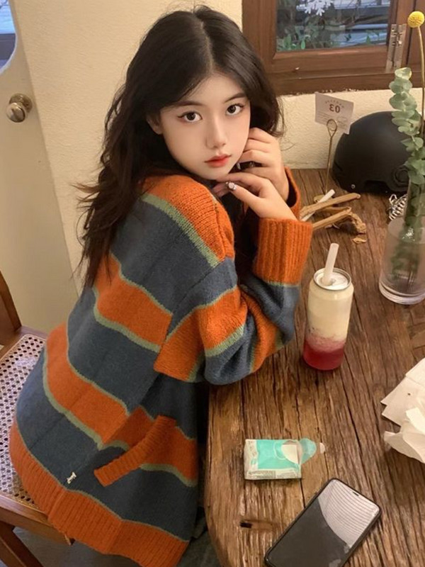 Ženski kardigan na pruge, vintage korejski stil, trendi pletenina, univerzalna, elegantna studentska odjeća s V-izrezom, slatka odjeća za proljeće i jesen