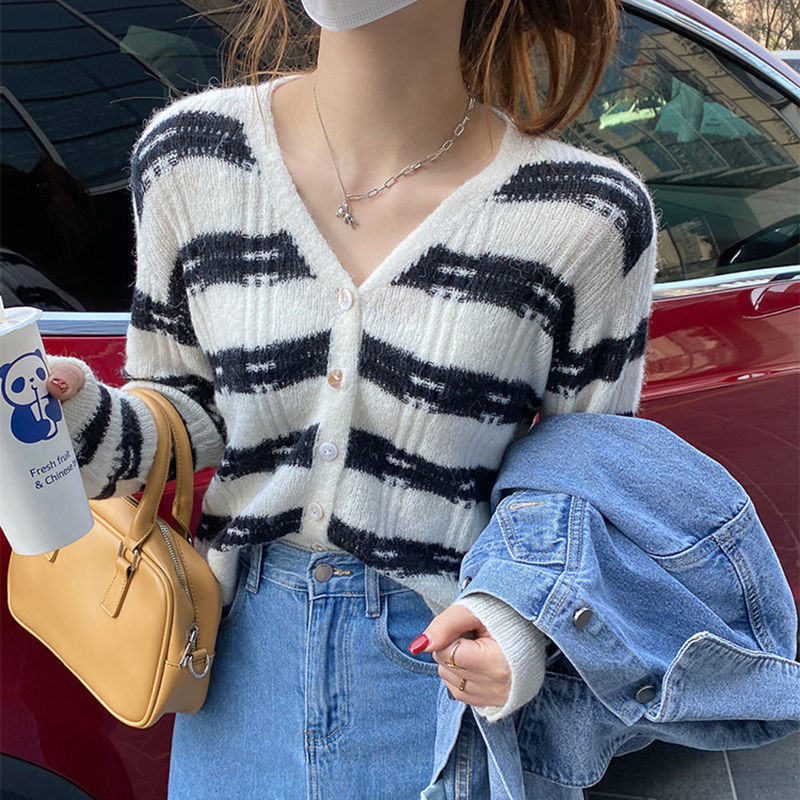 Kardigan Ženska prugasta pletenina Jednostavna studentska sveučilišna dnevna majica s V-izrezom Ženstvena Hipster preppy stila Slatki ženski pulover Sve vrste