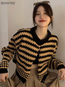 Kardigan Ženska prugasta Kreativnost Sveobuhvatna Ženska Udobna osobnost Ulična odjeća Korejski stil Popularno Mekano Jednostavno Slobodno vrijeme Jesen