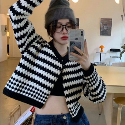 Kardigan Ženska prugasta Kreativnost Sveobuhvatna Ženska Udobna osobnost Ulična odjeća Korejski stil Popularno Mekano Jednostavno Slobodno vrijeme Jesen