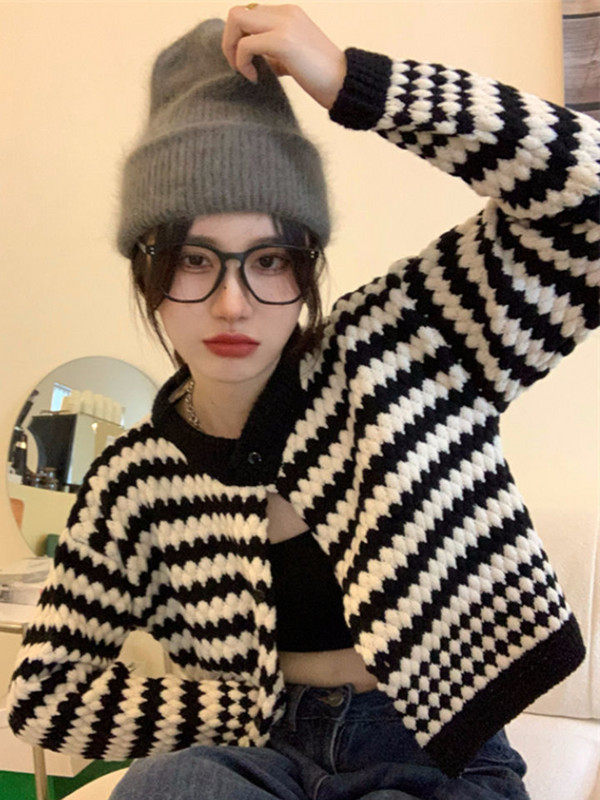 Kardigan Ženska prugasta Kreativnost Sveobuhvatna Ženska Udobna osobnost Ulična odjeća Korejski stil Popularno Mekano Jednostavno Slobodno vrijeme Jesen