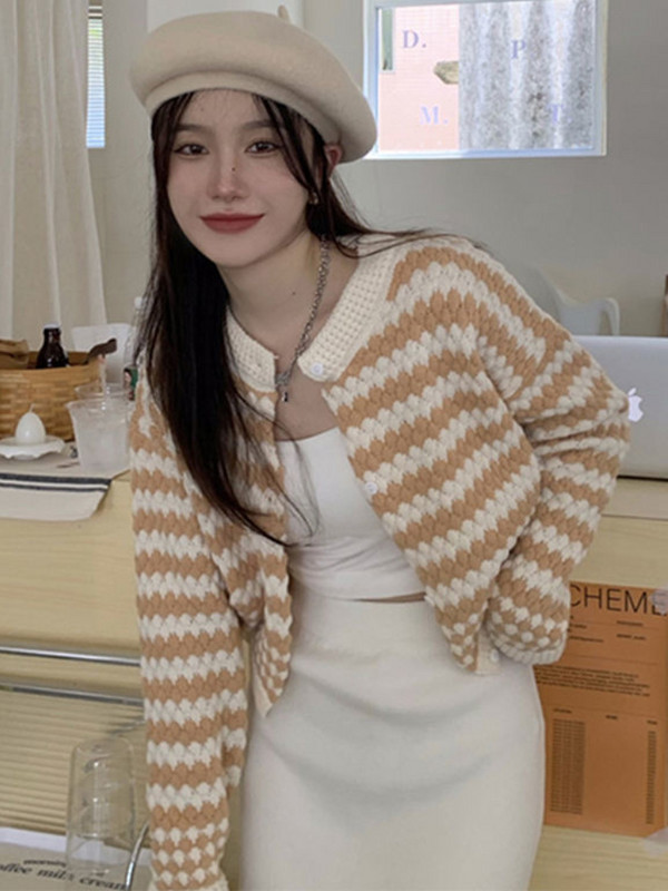 Kardigan Ženska prugasta Kreativnost Sveobuhvatna Ženska Udobna osobnost Ulična odjeća Korejski stil Popularno Mekano Jednostavno Slobodno vrijeme Jesen