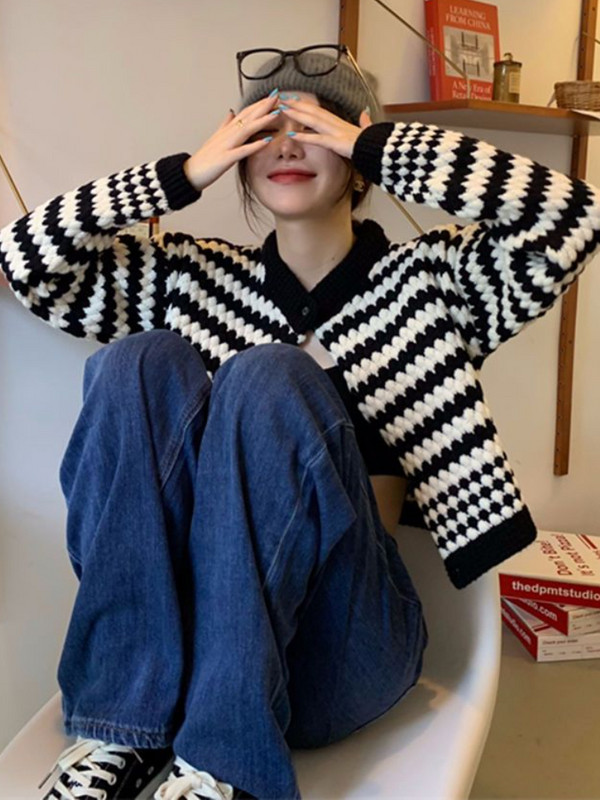 Kardigan Ženska prugasta Kreativnost Sveobuhvatna Ženska Udobna osobnost Ulična odjeća Korejski stil Popularno Mekano Jednostavno Slobodno vrijeme Jesen