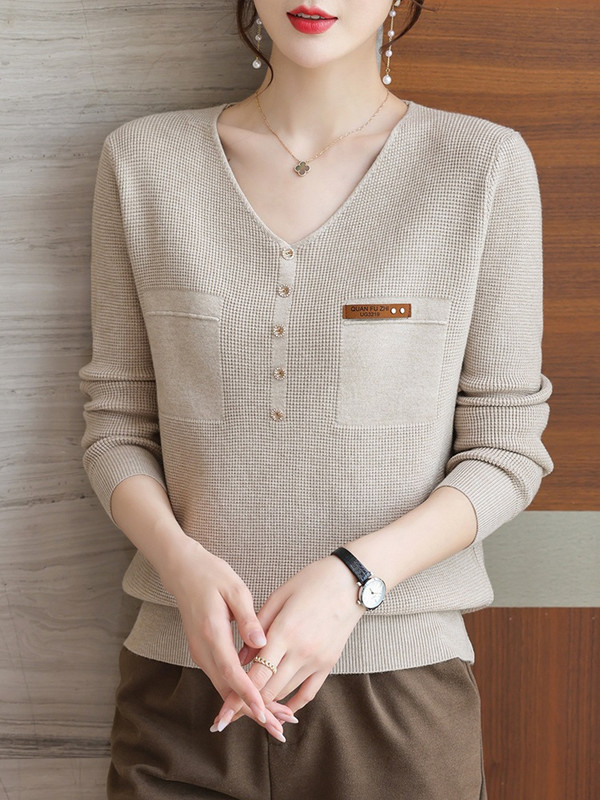 TuangBiang Φθινόπωρο 2023 Διακοσμητική τσέπη με στρας με λαιμόκοψη Χειμερινό χαλαρό κομψό πουλόβερ Κορεατικά γυναικεία πλεκτά μπλουζάκια