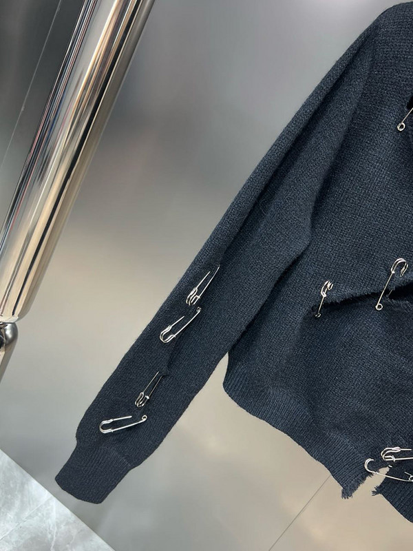 HIGH STREET Νεότερο φθινόπωρο 2023 Φθινόπωρο πουλόβερ σχεδιαστή Γυναικείο πουλόβερ με στρογγυλή λαιμόκοψη Πλεκτό πουλόβερ με σχέδιο καρφίτσας