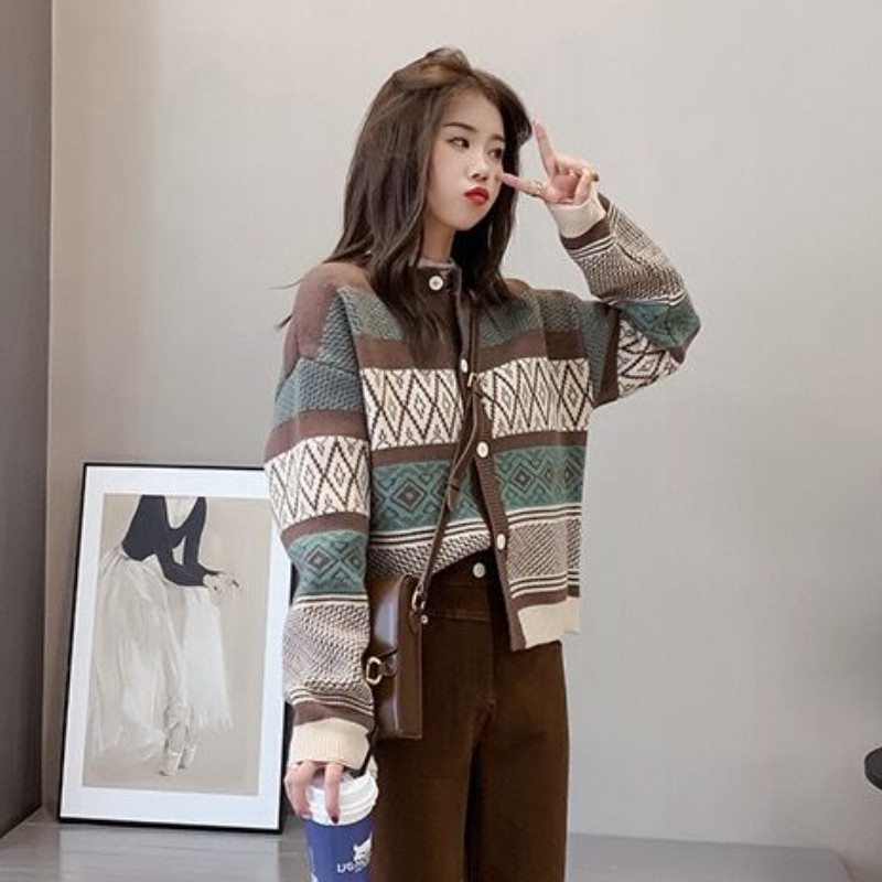 Triibuliste paneelidega kampsunid Naiste Vintage Disain vabaaja Retro Sobivad Naiste Esteetilised Stiilsed Temperamendiga Kampsunid Rõivad