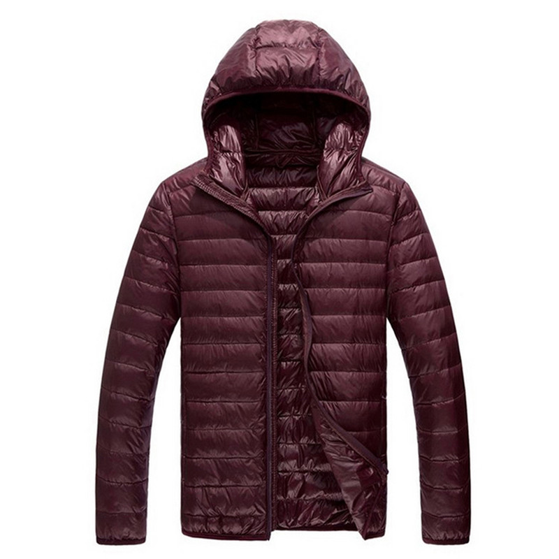 Kerge talve sulejope meestele polsterdatud kapuutsiga ülikerge pakendatav puffer hingav mantel Suure suurusega mustad jakid