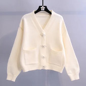 Φθινοπωρινό Χειμερινό μασίφ κομψά κουμπιά με στρας πεταλούδα Πλεκτό πουλόβερ ζακέτα Κορεάτικο πουλόβερ με λαιμόκοψη σε V με λαιμόκοψη Streetwear Υπερμεγέθη πουλόβερ