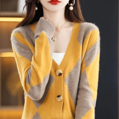 2023 Γυναικείο πλεκτό πουλόβερ Γυναικείο φθινοπωρινό καρό με λαιμόκοψη V λεπτή μόδα Ζακέτα με απλή αντίθεση Γυναικεία πλεκτά μπλουζάκια