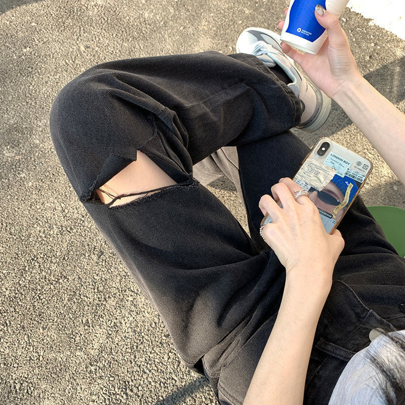 Juodi džinsai aukštu juosmeniu, plėšyti tiesiomis kojomis, moteriškos laisvos ir plonos užuolaidos, plačios šluostomos kelnės Gatvės drabužiai, moteriškos kelnės