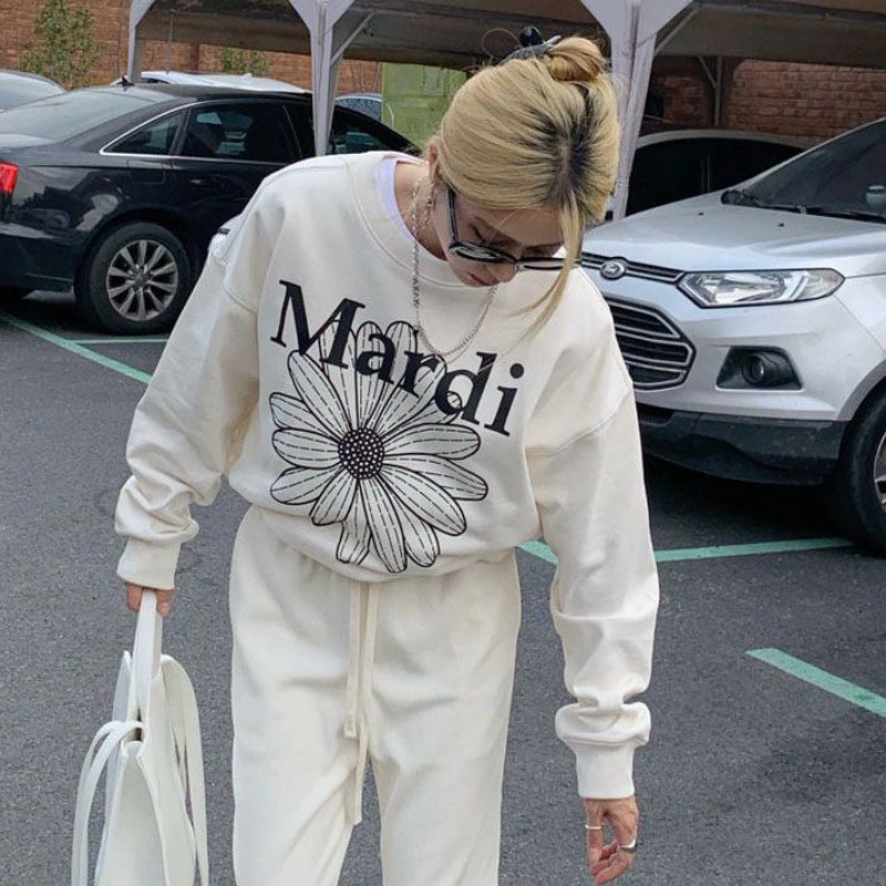 Abrikosų medvilnės korėjietiški stilingi marškinėliai su raidėmis marginti megztiniai, moteriški, moteriški, madingi gatvės drabužiai, megztiniai, žieminiai, laisvi, kasdieniai