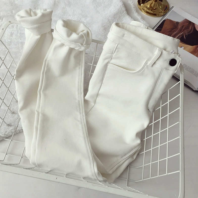 Sügis/talv mustvalge Skinny Stretch Plus Velvet Thicken Jeans Naiste vabaaja pikad pliiatspüksid õhukesed soojad teksapüksid C7972