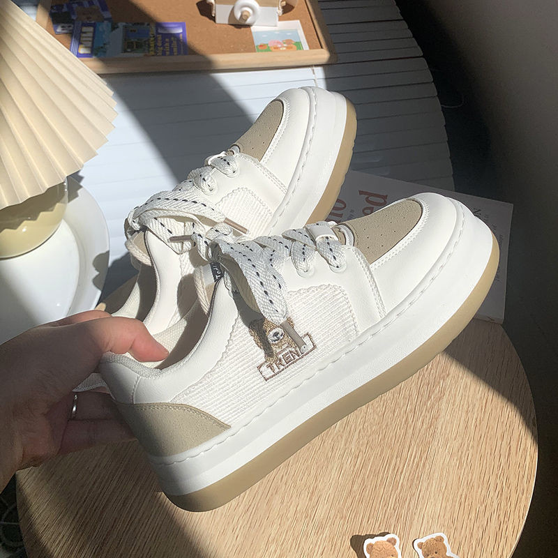 Γυναικεία παπούτσια πλατφόρμας με μαλακό κάτω μέρος Γυναικεία παπούτσια τένις με αυξημένο ύψος με χοντρή σόλα με μέσα πάνινα παπούτσια Νεανικά κορίτσια Μόδα για τρέξιμο