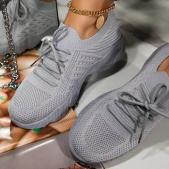Маратонки Обувки 2023 Модни дамски обувки на платформа с връзки Летни големи размери Спортни обувки с плоска мрежа Дамски вулканизирани обувки