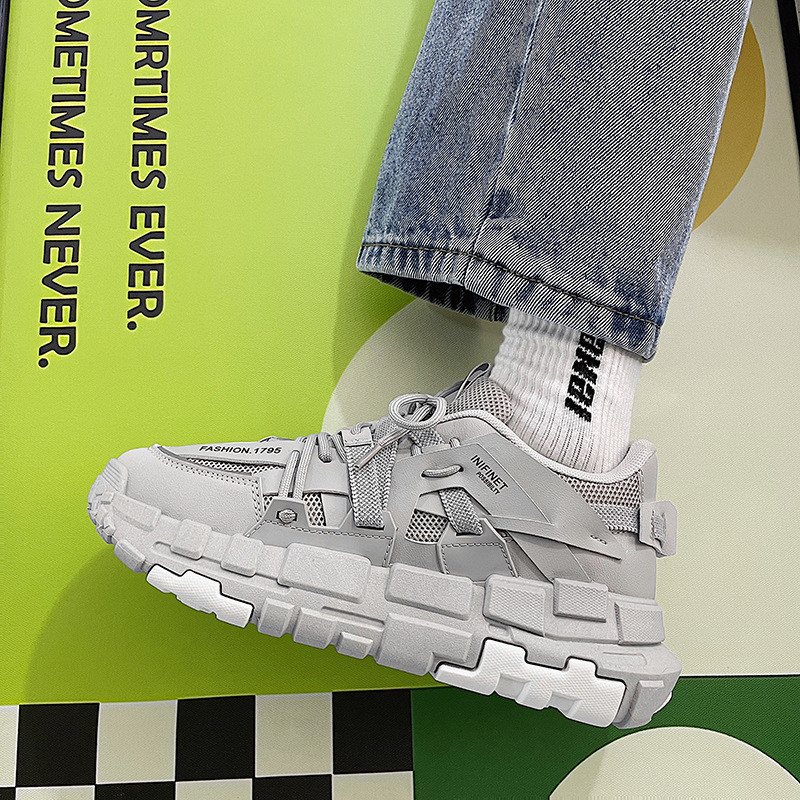 Moodsad tossud Meeste võrgust hingavad jooksuspordijalatsid Meeste vabaaja platvormiga tossud Nööriga Harajuku tänavarõivad jalatsid