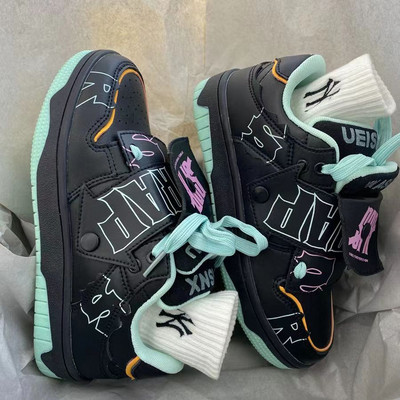 Férfi cipő új légáteresztő fűzős futócipő koreai változat sokoldalú alkalmi cipő kopásálló sportcipő deszkacipő