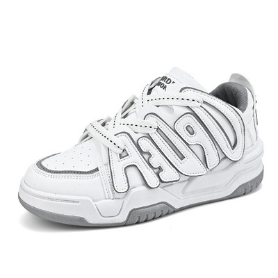 Φθινοπωρινά χειμερινά δερμάτινα πάνινα παπούτσια Skateboard Man Fashion Casual Platform Ανδρικά αθλητικά παπούτσια Μοντέρνα ανδρικά παπούτσια για Skateboarding