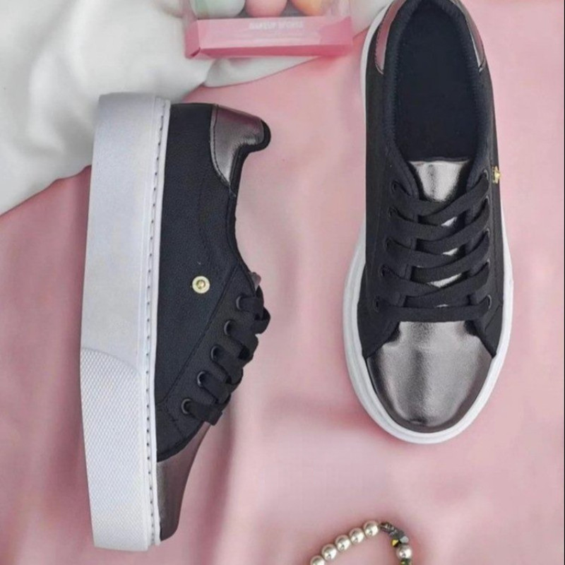 2023 Divatcipők Női fűzős vulkanizált cipők Kültéri sétacipők Kerek orrú női alkalmi cipők Sokoldalú sportcipők