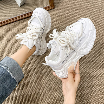 2023 új tavaszi női vaskos tornacipők Dizájner Apa Cipők Platform Ulzzang Bőr Cipők Őszi légáteresztő alkalmi sportcipők