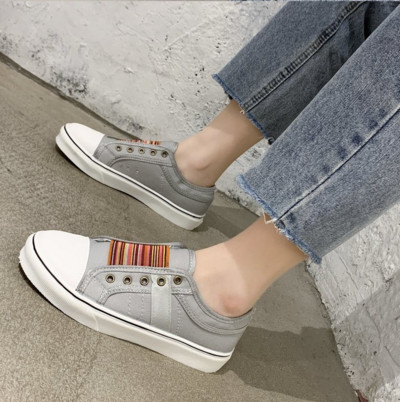 2022. Mélyen dekoltált edzőcipők Vászon lapos cipők Női alkalmi Vulcanize cipők Új női nyári őszi tornacipők Női tornacipők női