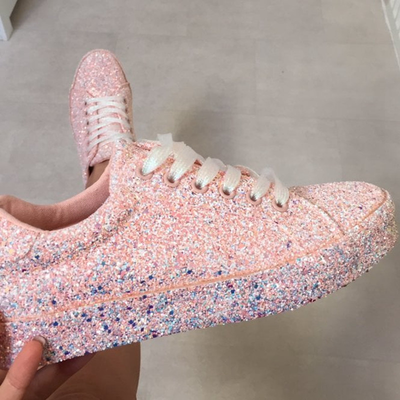 Új női sportcipők fűzős villogó lapos fenekű női vulkanizált cipők alkalmi divat egyszínű női platform