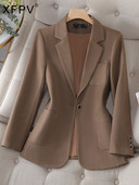 XFPV Γυναικείο casual χακί με οδοντωτό λεπτό κουμπιά μακρυμάνικο μπλέιζερ ιδιοσυγκρασίας παλτό μόδας Νέα παλίρροια Φθινόπωρο Χειμώνας 2023 SM8230