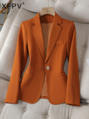 XFPV ženski jednobojni uski blejzer dugih rukava s kaputom temperamentne modne korejske nove plime, jesen 2023. SM8232