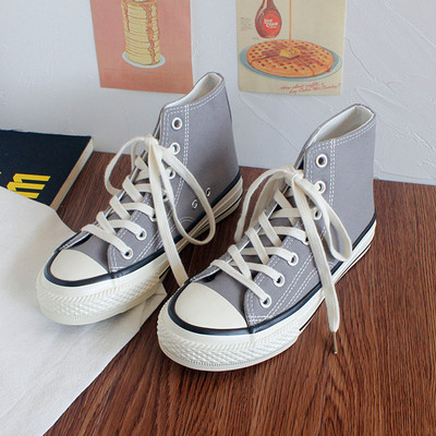 Ženske platnene tenisice s visokim vrhom proljeće 2023. Ženske vulkanizirane ravne tenisice na vezanje Ležerne tenisice Ženske bijele crne