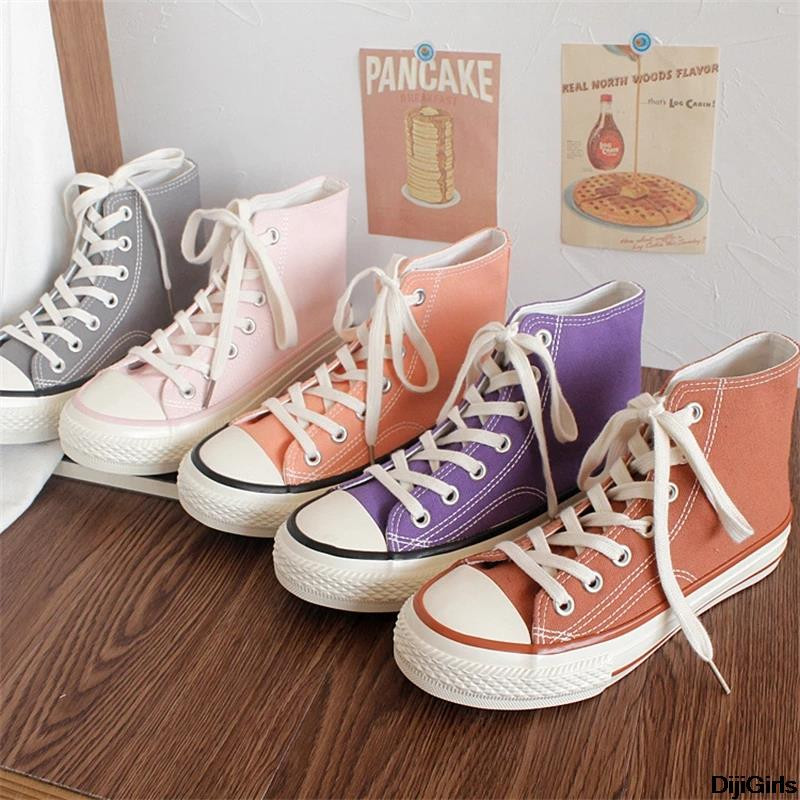 Ženske platnene tenisice s visokim vrhom proljeće 2023. Ženske vulkanizirane ravne tenisice na vezanje Ležerne tenisice Ženske bijele crne