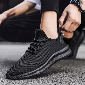 Мрежести ежедневни обувки Мъжки обувки Дишащи мъжки маратонки Модерни леки черни обувки за тенис с големи размери за ходене