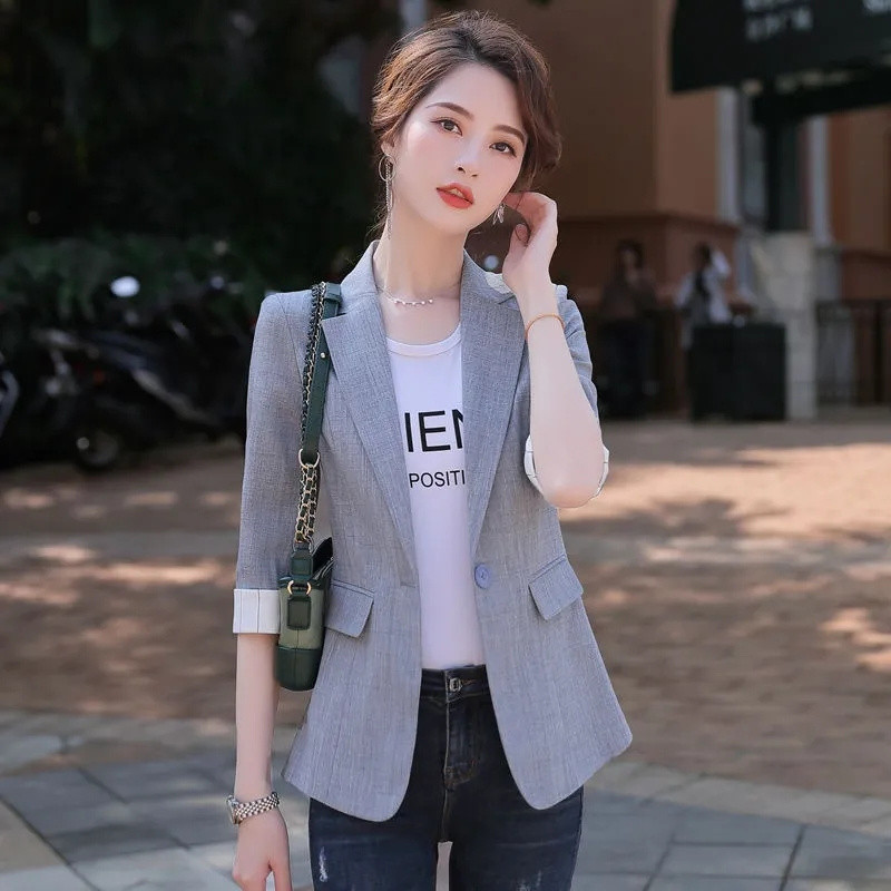 Λεπτό κοντό μικρό κοστούμι Γυναικείο σακάκι 2023 Νέο Άνοιξη Καλοκαίρι Λεπτό ένα κουμπί με μανίκια τρία τέταρτα Γυναικεία blazers Γυναικεία κοστούμια