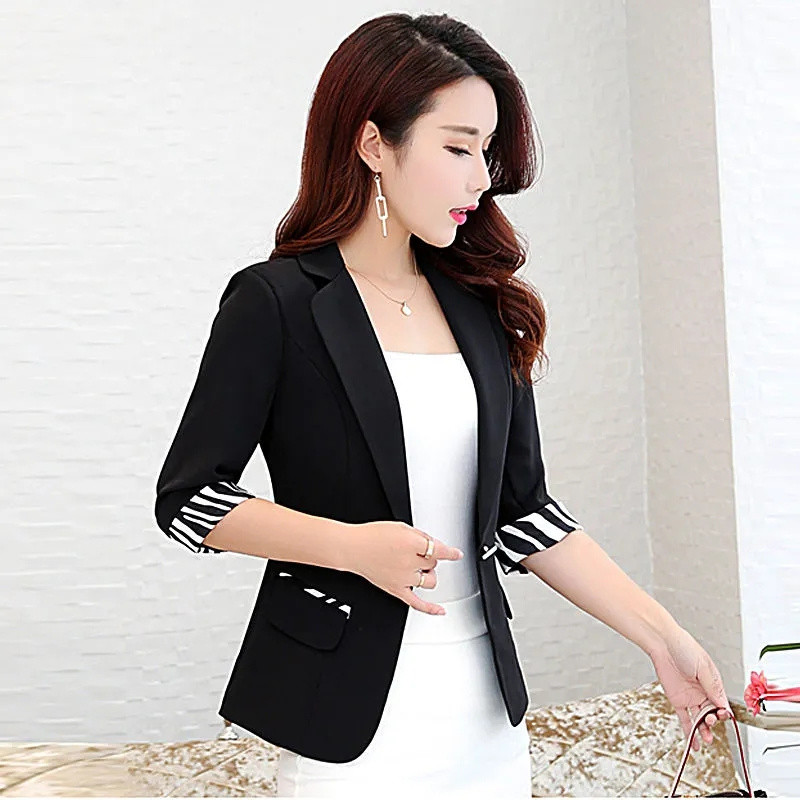 Proljeće ljeto 2023. Novi korejski ženski blejzer s tri četvrtine rukava, korejski uski, ležerni kratki, tanki kaput, ženska gornja odjeća, gornji dijelovi