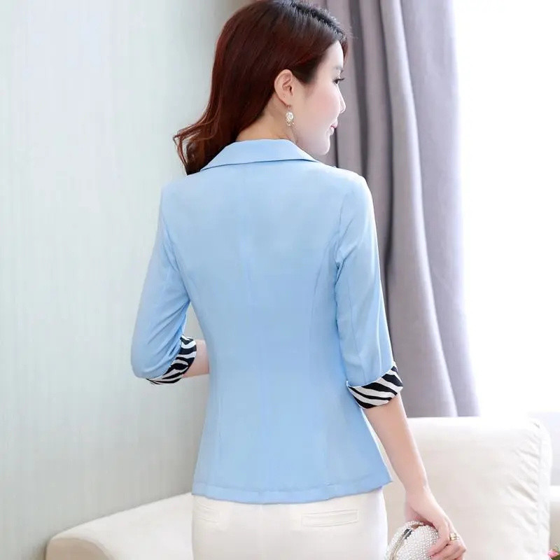 Proljeće ljeto 2023. Novi korejski ženski blejzer s tri četvrtine rukava, korejski uski, ležerni kratki, tanki kaput, ženska gornja odjeća, gornji dijelovi