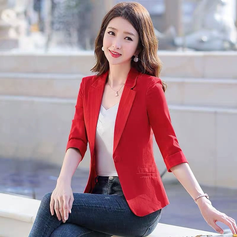 2023 m. Naujas moteriškas švarkas pavasario vasaros mados plonas moteriškas kostiuminis paltas Trijų ketvirčių rankovėmis Laisvalaikio dryžuotas darbinis moteriškas kostiumo viršus