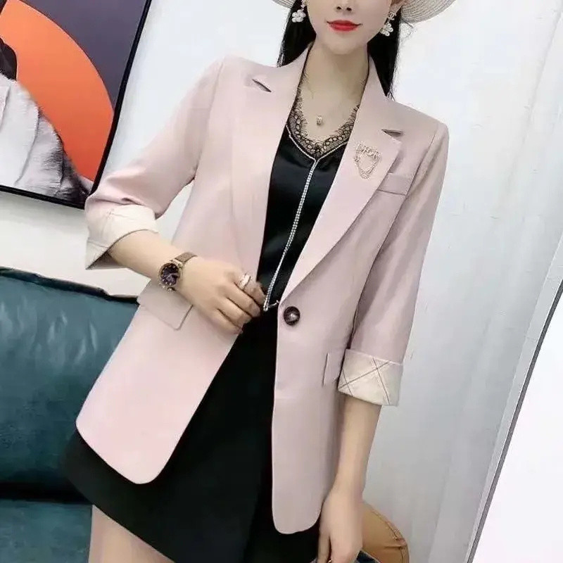 Γυναικείο Blazer Άνοιξη Καλοκαίρι 2023 Νέο Κορεάτικο μανίκι τριών τετάρτων με ένα κουμπί λεπτό κοντό λεπτό κοστούμι Γυναικεία μπλουζάκια
