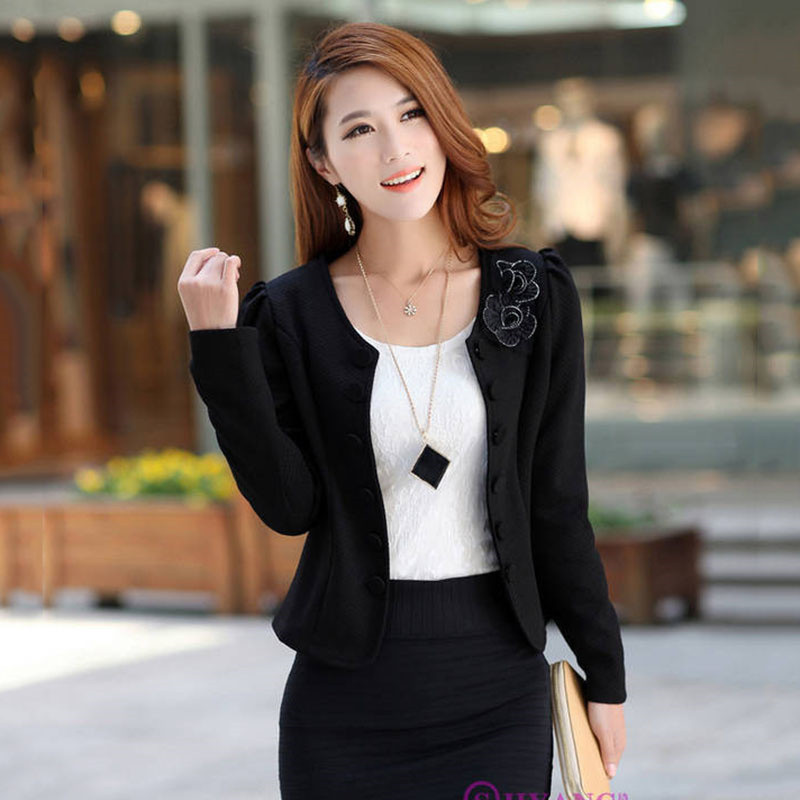 Novo 2023 proljeće jesen kratko odijelo ženski kaput dugih rukava korejski uski modni jednobojni uredski elegantni blejzer ženske majice
